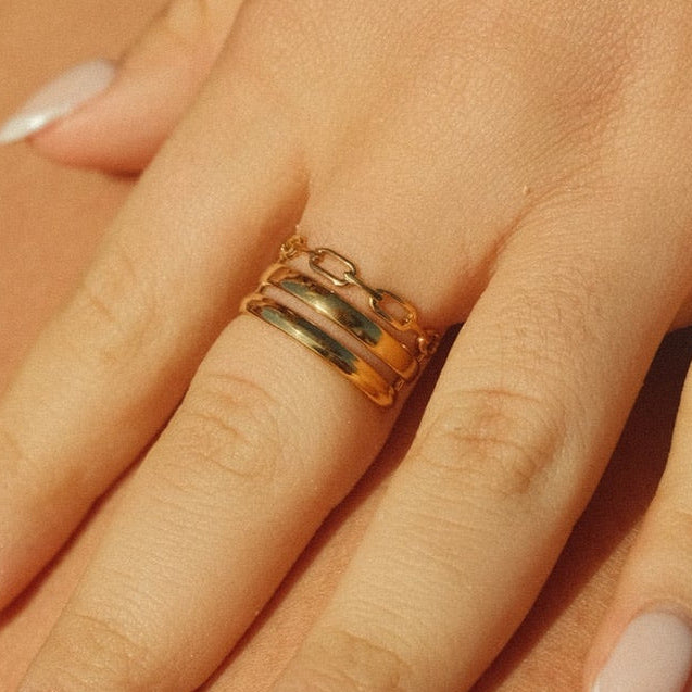 Lucia Chain Ring