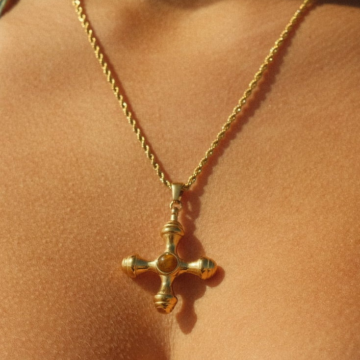 Cruz Necklace