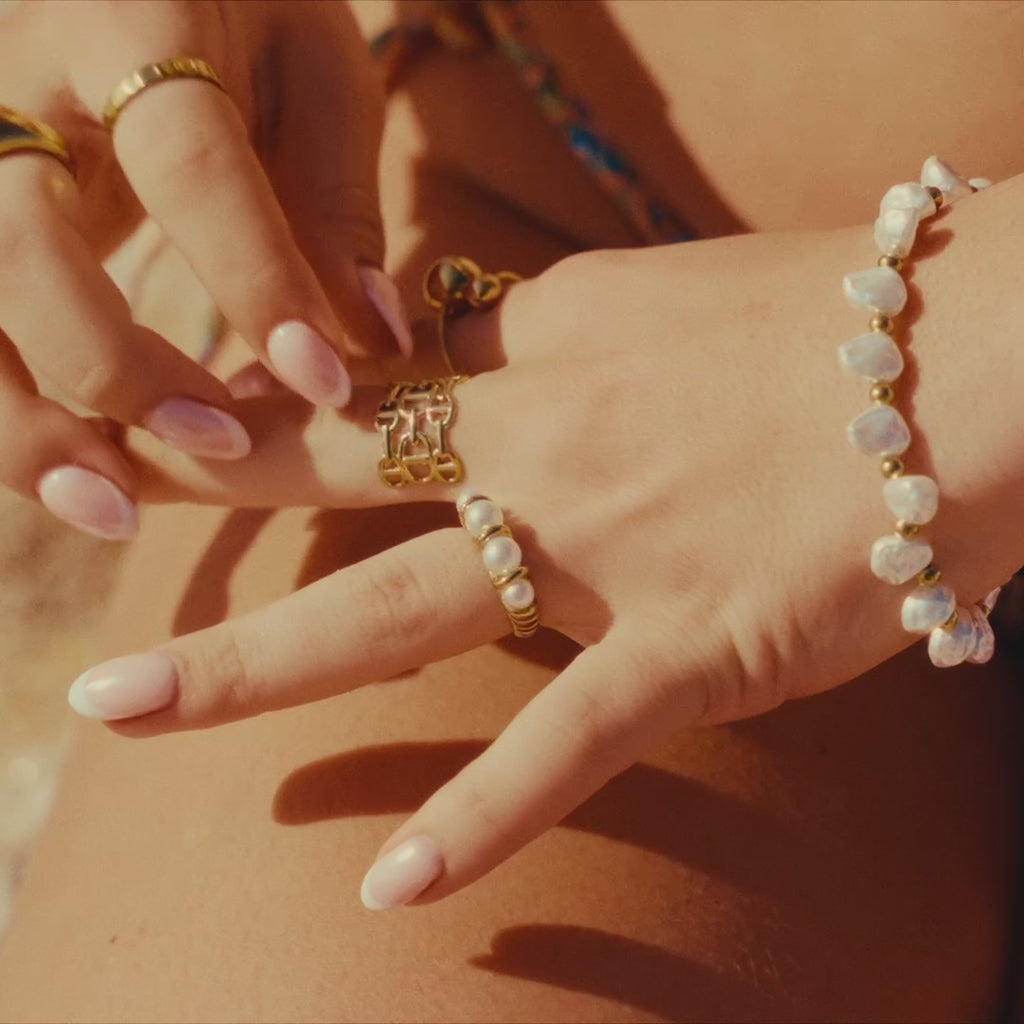 Dorada Pearl Ring