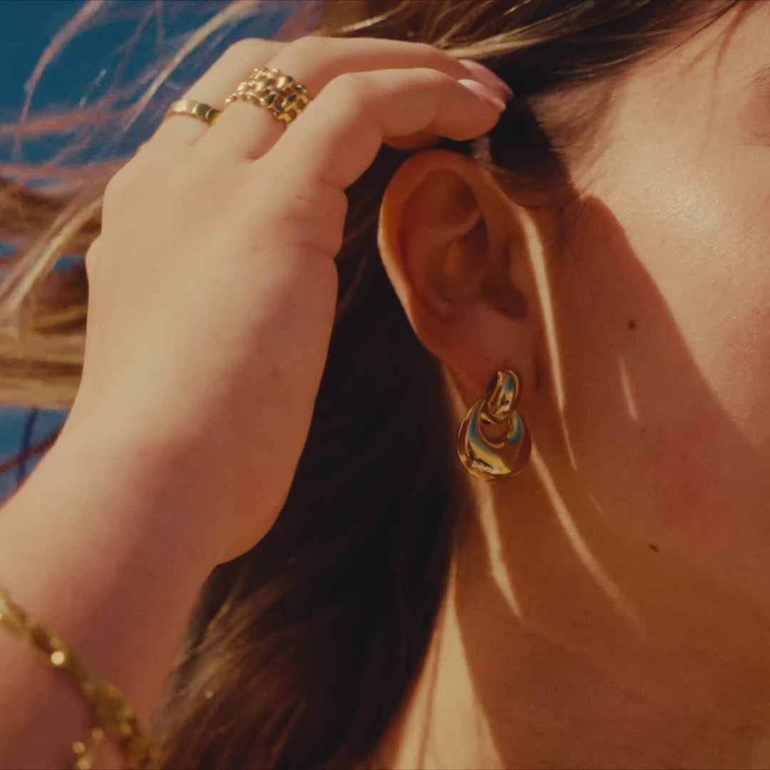 Sol Dorado Earrings